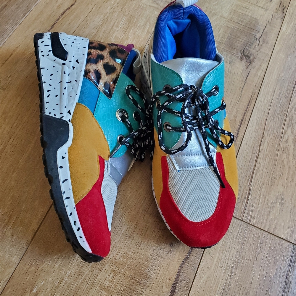 Cape Robbin Dreamland Multicolor 80s Chunky Ugly Sneakers Sz 6 Unused Condition
